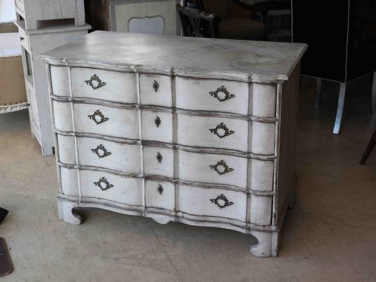 Stunning Gustavian Period Commmode / Chest of Drawers
